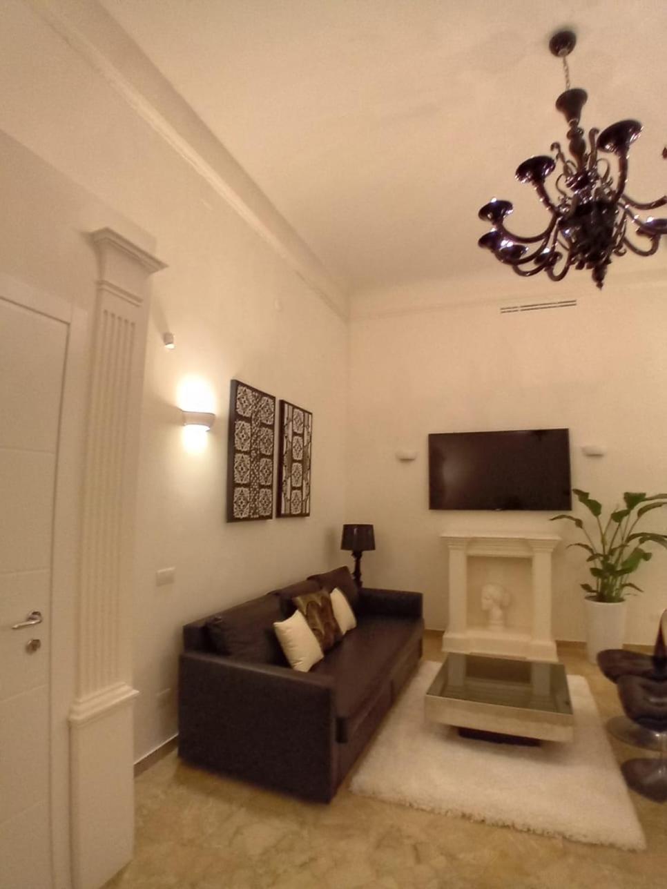 Bari Downtown Luxury Apartment エクステリア 写真